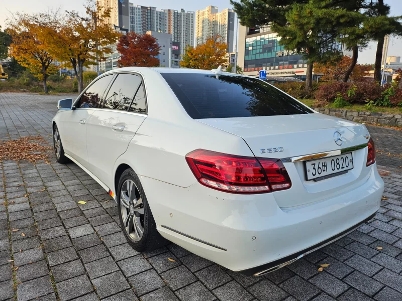 Mercedes-Benz E-Class