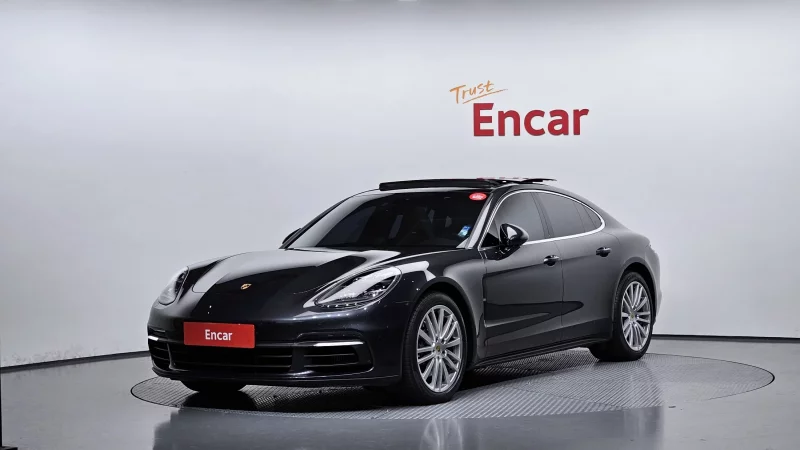 Porsche PANAMERA