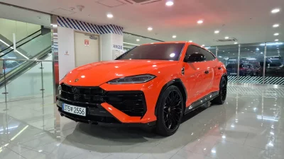 Lamborghini URUS