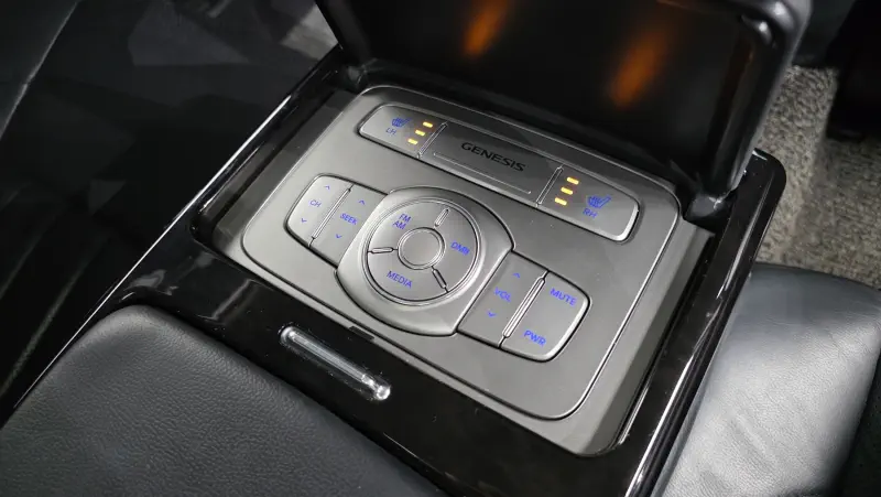 Hyundai Genesis