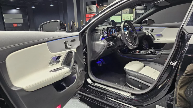 Mercedes-Benz CLA-Class