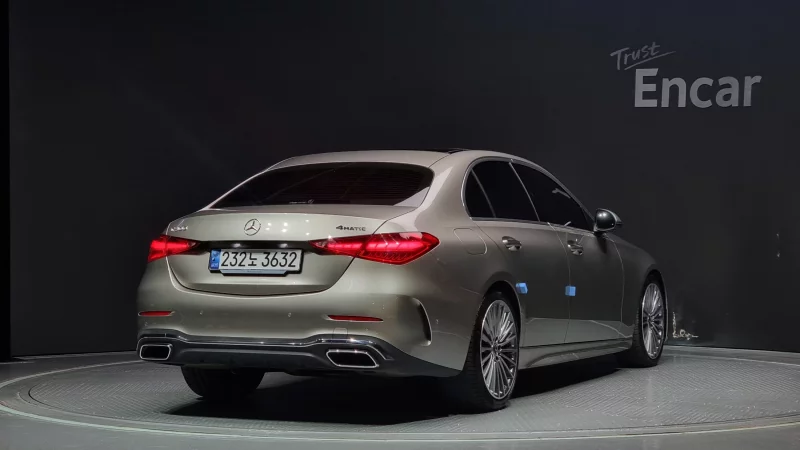 Mercedes-Benz C-Class