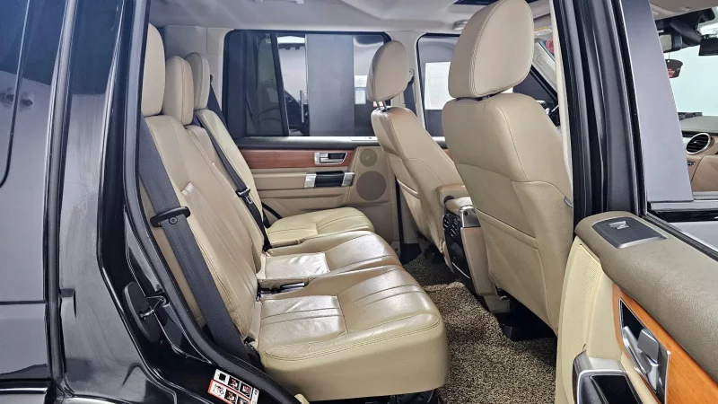 Land Rover DISCOVERY