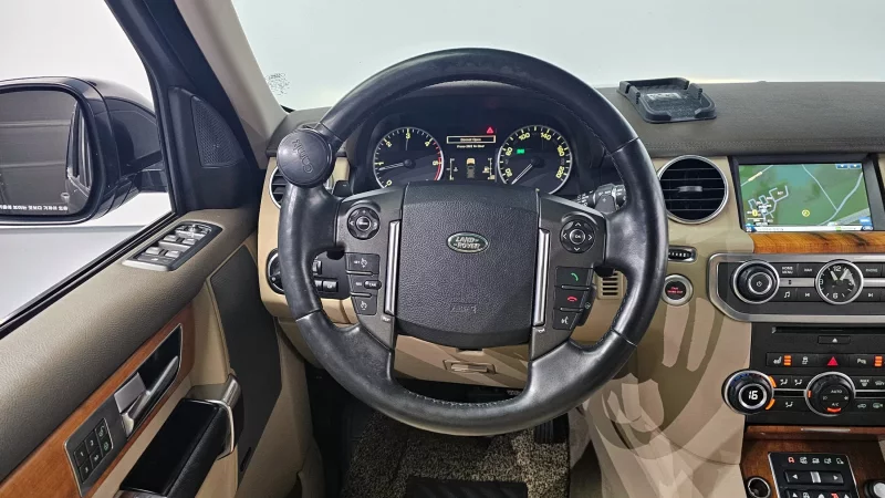 Land Rover DISCOVERY