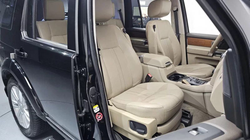 Land Rover DISCOVERY