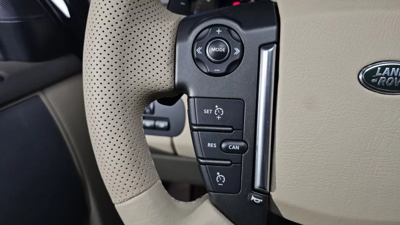 Land Rover DISCOVERY