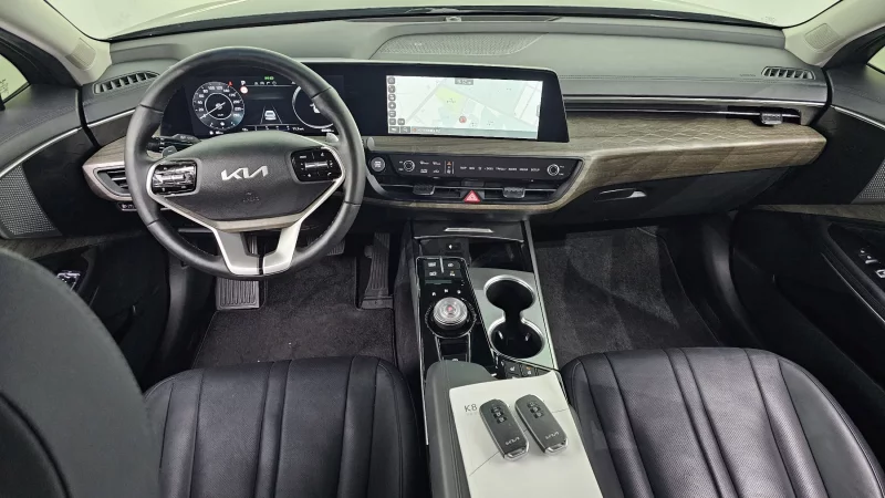 Kia K8