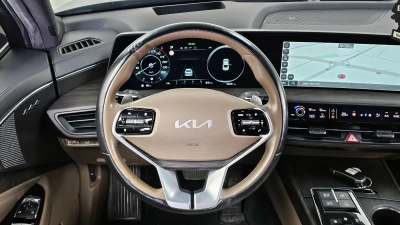 Kia K8