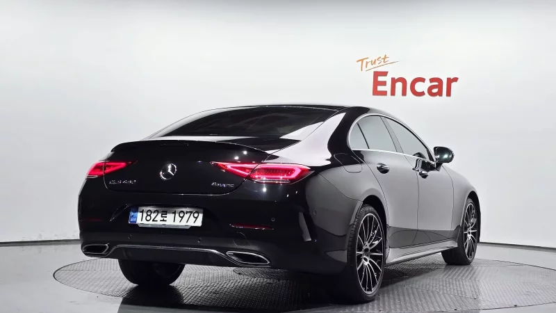 Mercedes-Benz CLS-Class