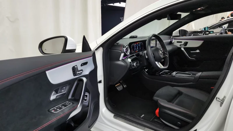 Mercedes-Benz CLA-Class