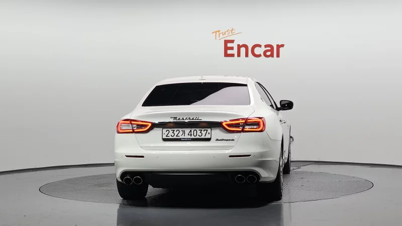 Maserati QUATTROPORTE