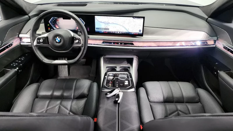 BMW 7-Series