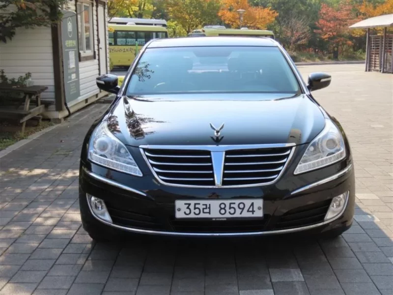 Hyundai Equus