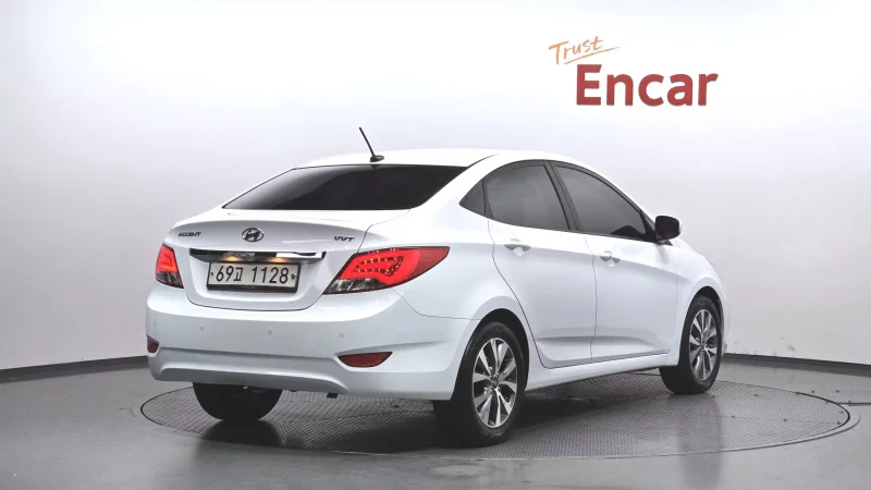 Hyundai Accent