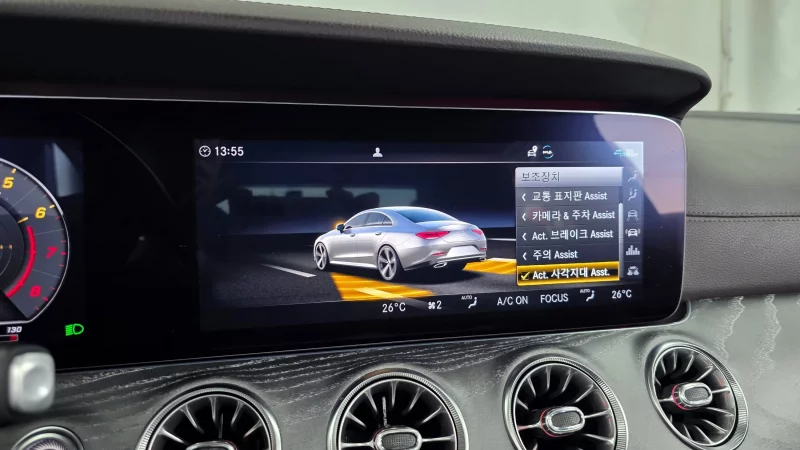 Mercedes-Benz CLS-Class