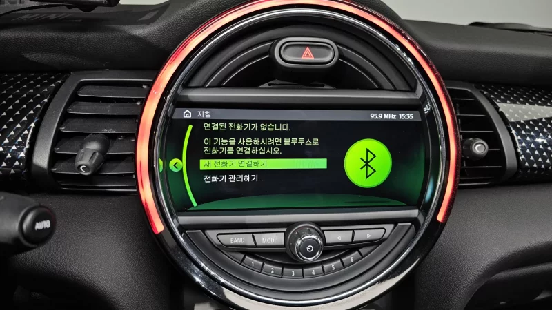 MINI Cooper Convertible