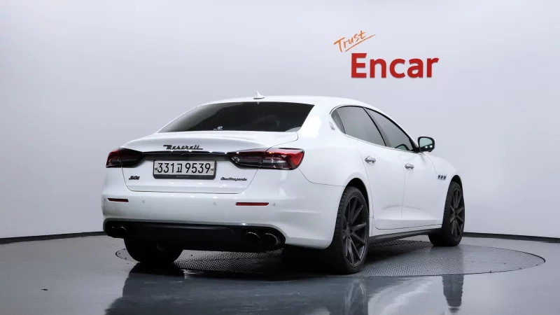 Maserati QUATTROPORTE