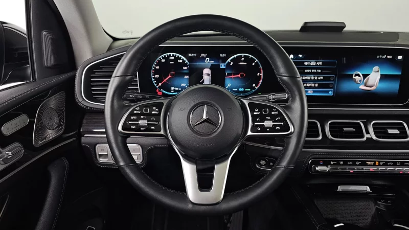 Mercedes-Benz GLE-Class