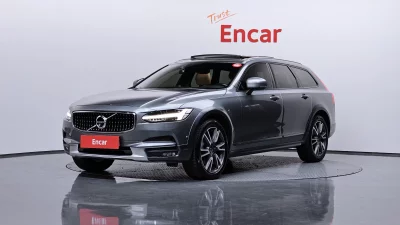 Volvo V90