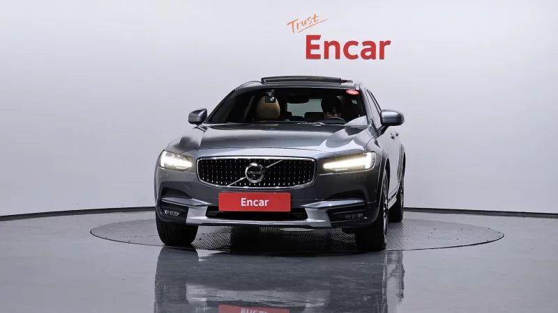 Volvo V90