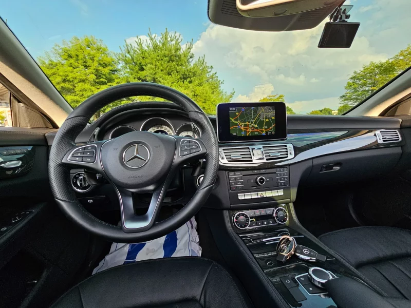 Mercedes-Benz CLS-Class