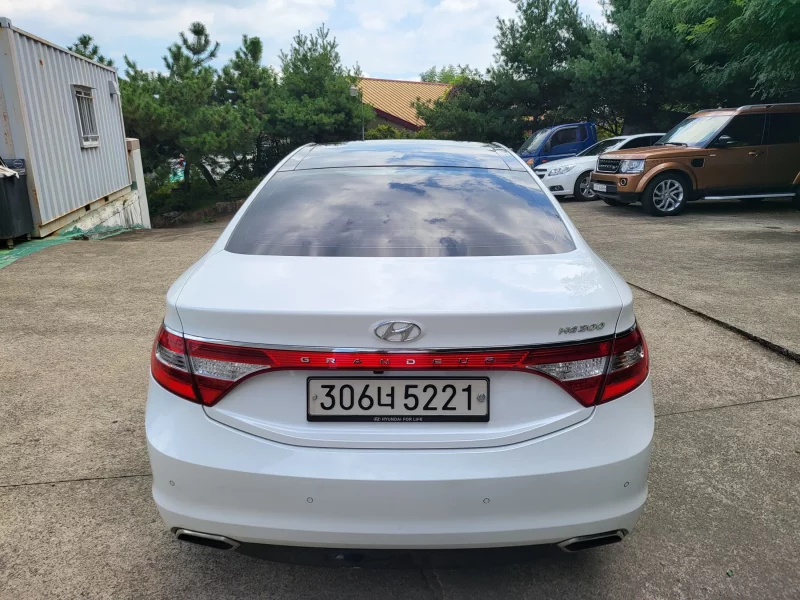 Hyundai Grandeur