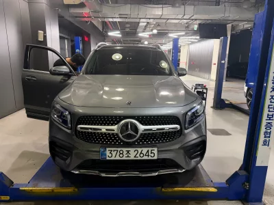 Mercedes-Benz GLB-Class