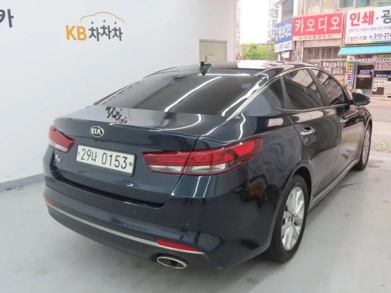 Kia K5