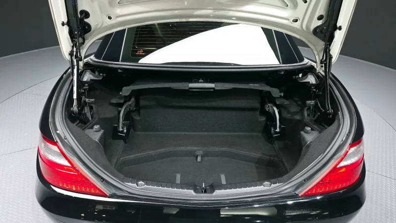 Mercedes-Benz SLK-Class