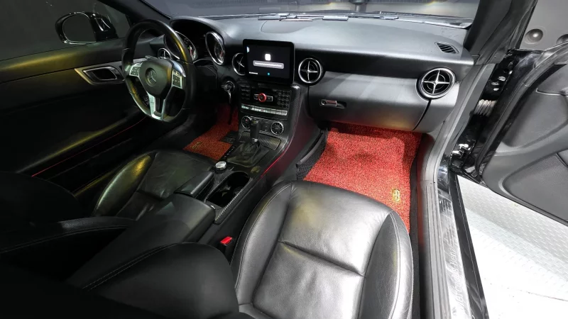 Mercedes-Benz SLK-Class