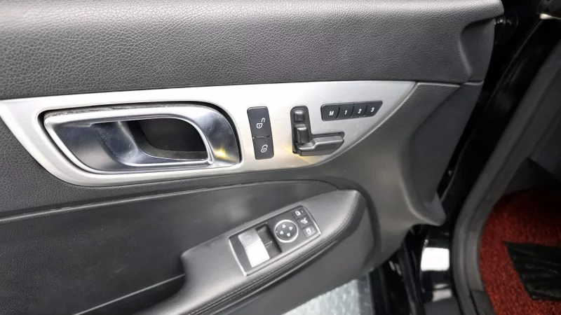 Mercedes-Benz SLK-Class