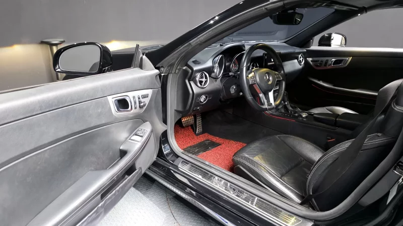 Mercedes-Benz SLK-Class