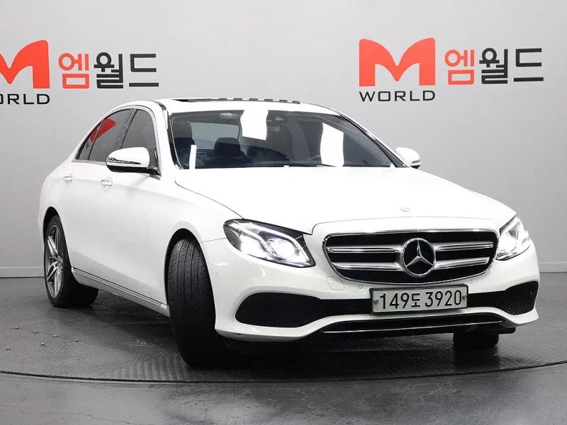 Mercedes-Benz E-Class