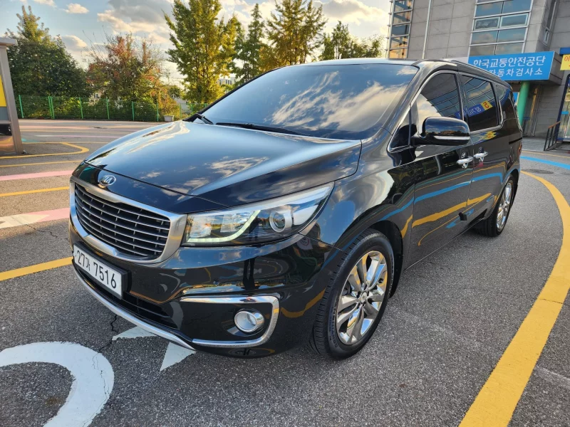 Kia Carnival