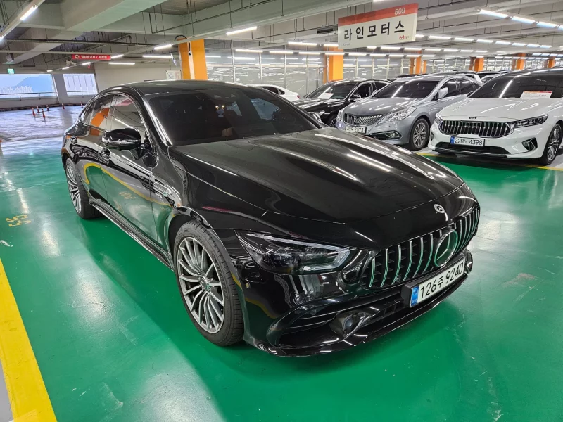 Mercedes-Benz AMG GT