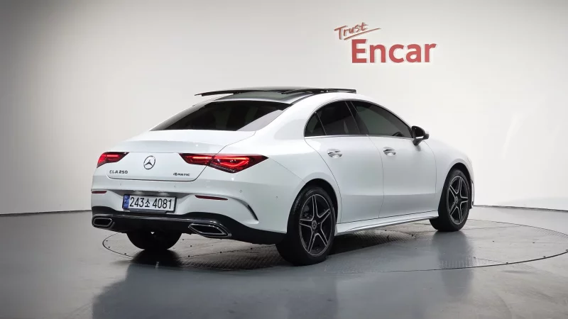 Mercedes-Benz CLA-Class