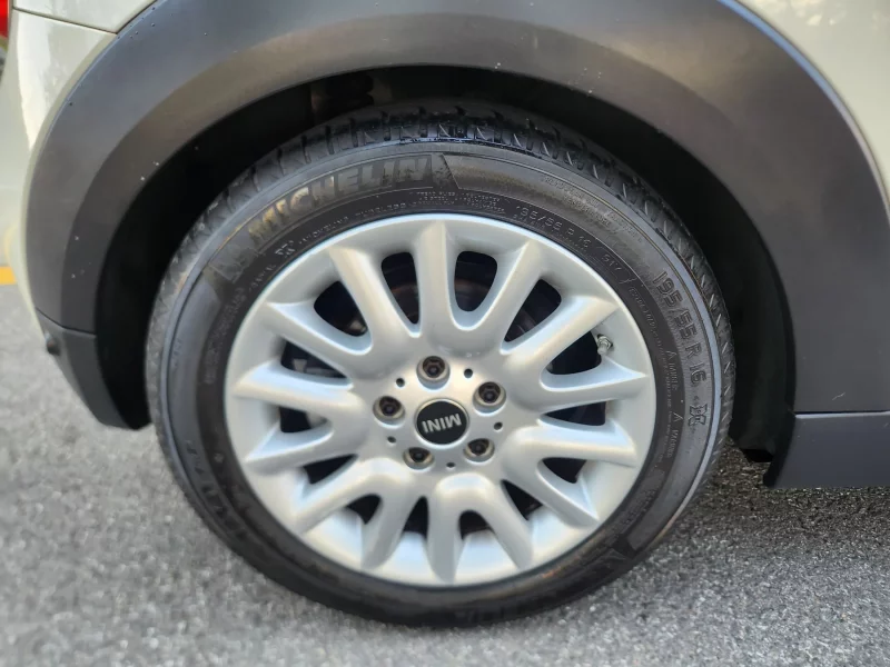 MINI Cooper Convertible