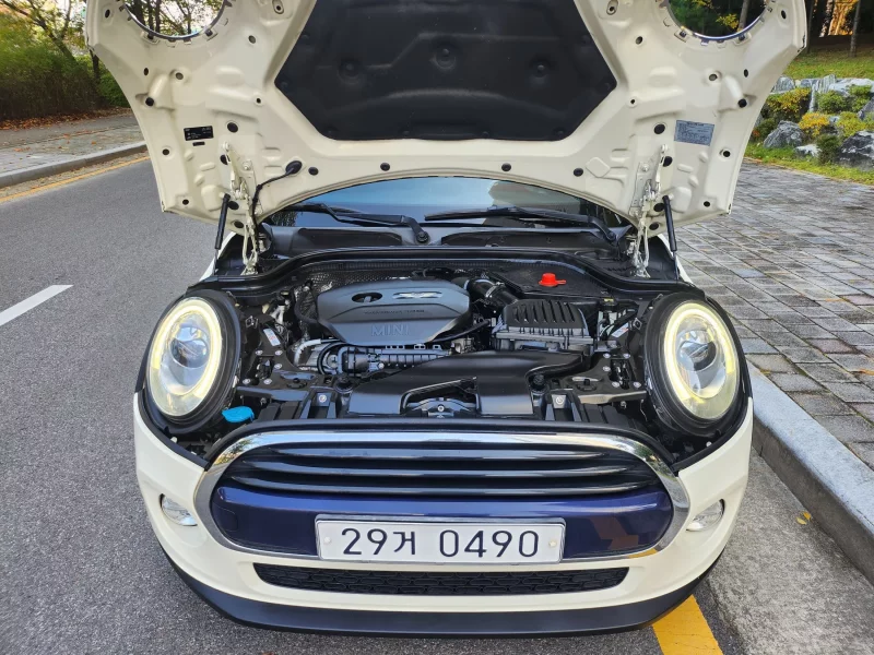 MINI Cooper Convertible