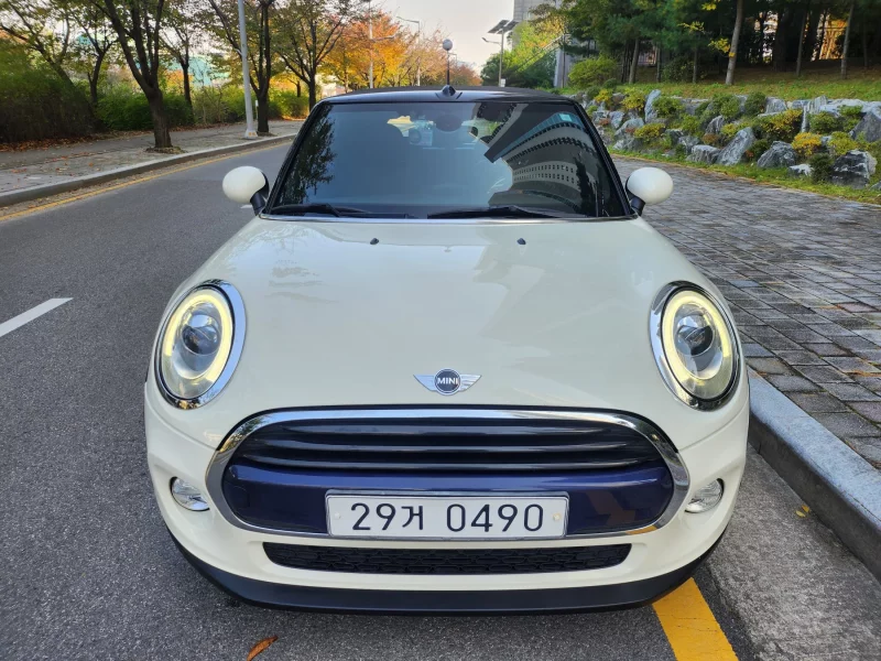 MINI Cooper Convertible