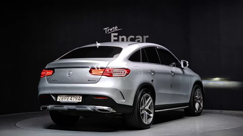 Mercedes-Benz GLE-Class