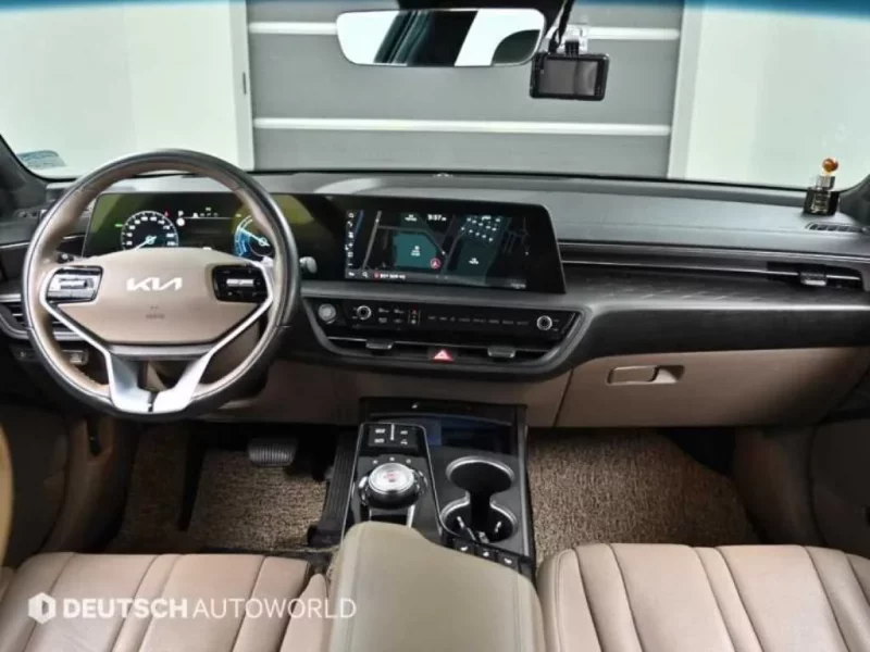 Kia K8