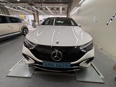 Mercedes-Benz EQE