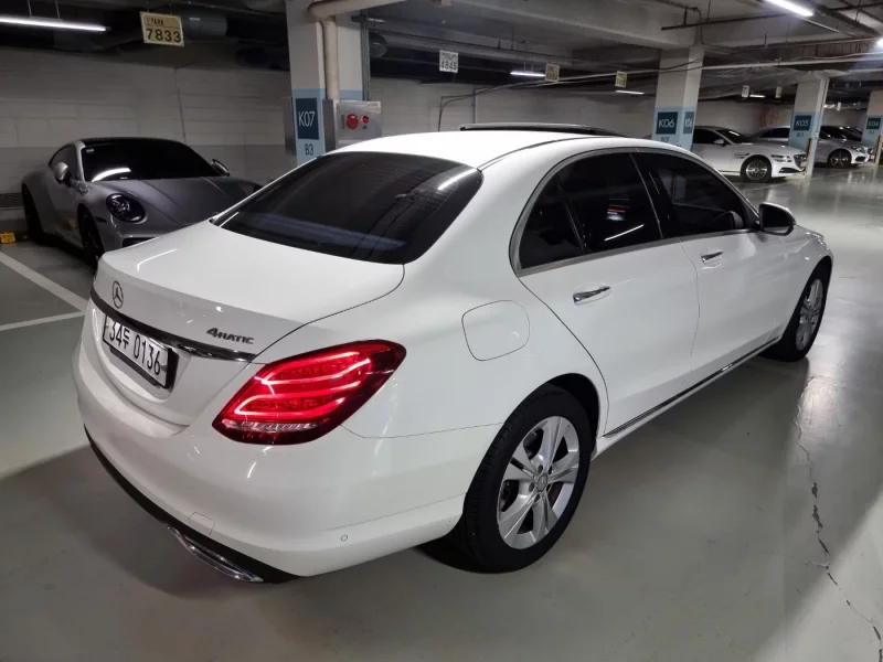 Mercedes-Benz C-Class
