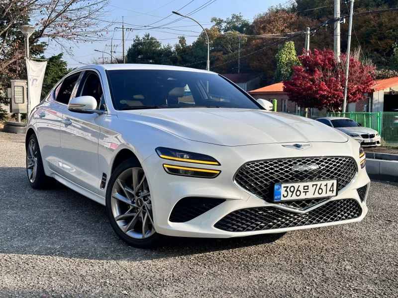 Genesis G70