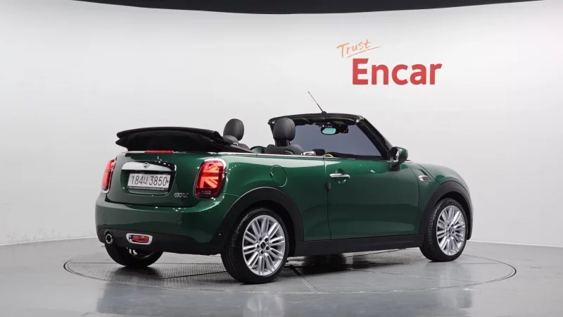 MINI Cooper Convertible