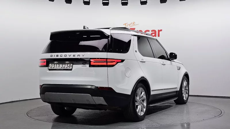 Land Rover DISCOVERY