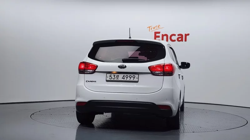 Kia Carens