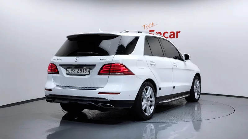 Mercedes-Benz GLE-Class