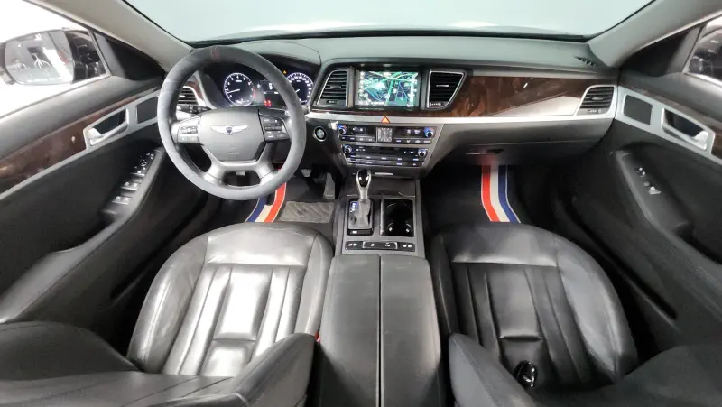 Hyundai Genesis