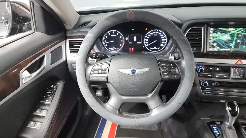 Hyundai Genesis